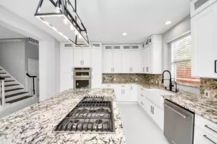 12219 Shady Downs Dr, Houston, TX 77082 - Photo 18