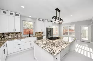 12219 Shady Downs Dr, Houston, TX 77082 - Photo 20