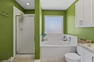 6615 Green Pear Ln, Houston, TX 77049 - Photo 26