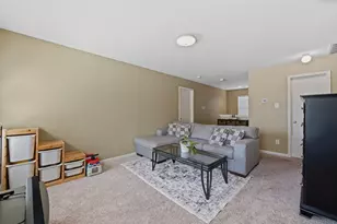6615 Green Pear Ln, Houston, TX 77049 - Photo 18