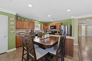 6615 Green Pear Ln, Houston, TX 77049 - Photo 2