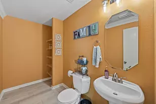 6615 Green Pear Ln, Houston, TX 77049 - Photo 4