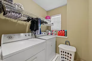 6615 Green Pear Ln, Houston, TX 77049 - Photo 14