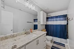 6615 Green Pear Ln, Houston, TX 77049 - Photo 20