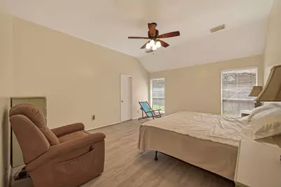 8203 Paddington Place Drive, Houston, TX 77083 - Photo 20