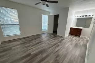 7200 W T C Jester Blvd, Houston, TX 77088 - Photo 4