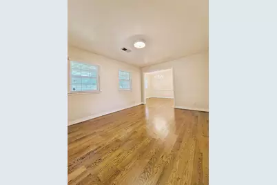 5118 Lymbar Drive, Houston, TX 77096 - Photo 8
