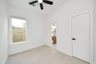 2711 Delano St, Houston, TX 77004 - Photo 8