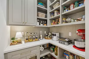 2031 Sheridan St, Houston, TX 77030 - Photo 26