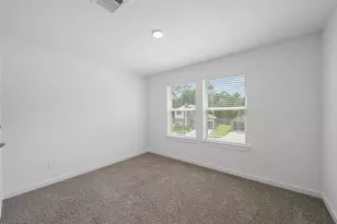 14206 Wonder Lake Ln, Conroe, TX 77384 - Photo 10