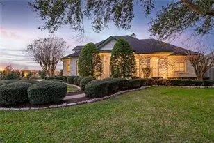 204 Leisure Ln, Friendswood, TX 77546 - Photo 8