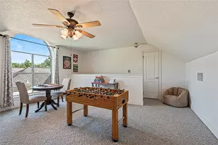 204 Leisure Ln, Friendswood, TX 77546 - Photo 38