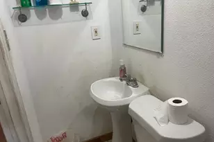 1755 Alta Vista St, Houston, TX 77023 - Photo 20