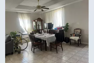 1755 Alta Vista Street, Houston, TX 77023 - Photo 10