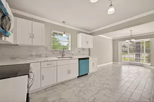 1102 Belaya Ln, Houston, TX 77090 - Photo 10