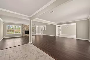 1102 Belaya Ln, Houston, TX 77090 - Photo 2