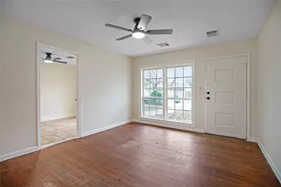 5946 Beldart Street, Houston, TX 77033 - Photo 14