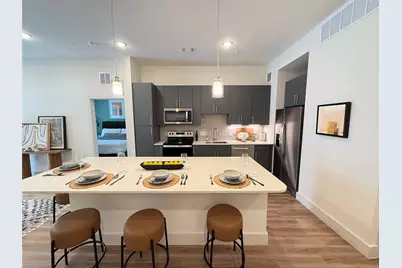 641 W Crosstimbers Street #605, Houston, TX 77018 - Photo 1