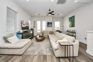 3905 Pinemont Dr, Houston, TX 77018 - Photo 6