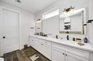 3905 Pinemont Dr, Houston, TX 77018 - Photo 32