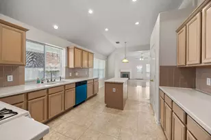1622 Pebble Brk, Missouri City, TX 77459 - Photo 12
