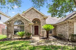 1622 Pebble Brk, Missouri City, TX 77459 - Photo 2