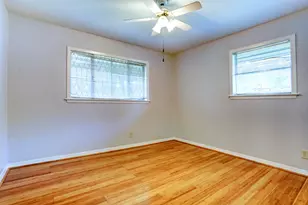 1103 River Glyn Dr, Houston, TX 77063 - Photo 10