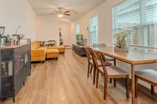 824 Stoney Pt Ln, Dayton, TX 77535 - Photo 6