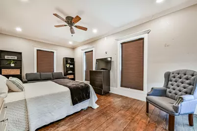 503 W Blum Street, Alvin, TX 77511 - Photo 22
