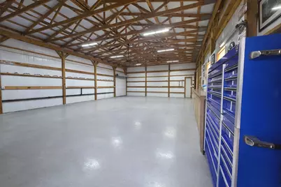 318 Sunrise Blvd, Angleton, TX 77515 - Photo 6