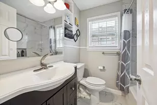 3808 Cochran St, Houston, TX 77009 - Photo 10