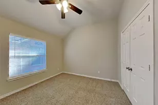 16642 Greenbriar Point Ln, Houston, TX 77095 - Photo 12