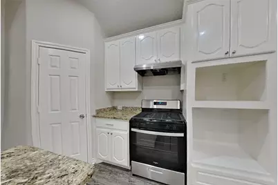 16642 Greenbriar Point Lane, Houston, TX 77095 - Photo 6