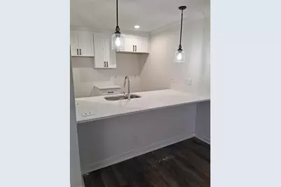 7313 Gulf Freeway #315, Houston, TX 77017 - Photo 1