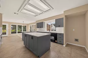 2207 Troon Dr, League City, TX 77573 - Photo 12