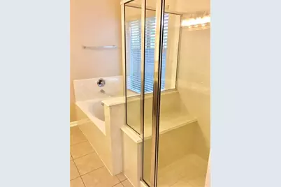 203 Fairwind Trail Drive, Conroe, TX 77385 - Photo 18