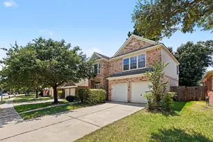 2423 Colonial Springs Ln, Spring, TX 77386 - Photo 2