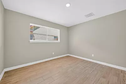 5054 Pine Cliff Drive, Houston, TX 77084 - Photo 12