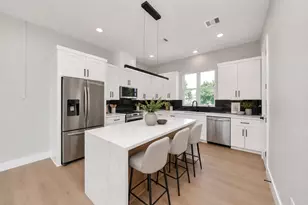 2202 Carr St, Houston, TX 77026 - Photo 28