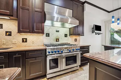 45 Bayou Pointe Drive, Houston, TX 77063 - Photo 22