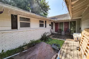 5325 Schumacher Ln, Houston, TX 77056 - Photo 2