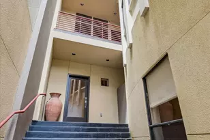 6322 Haskell St, Houston, TX 77007 - Photo 4