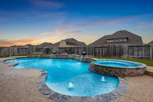 11811 St Augustine Dr, Mont Belvieu, TX 77535 - Photo 2