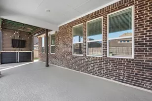 11811 St Augustine Dr, Mont Belvieu, TX 77535 - Photo 10