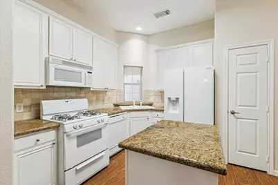 2806 Crescent Star Road, Spring, TX 77388 - Photo 8