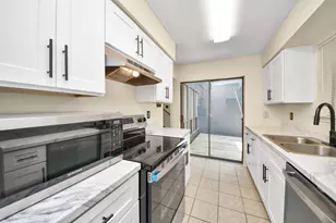9001 Imogene St, Houston, TX 77036 - Photo 8