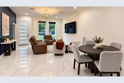 5 Redberry Court, The Woodlands, TX 77381 - Photo 8
