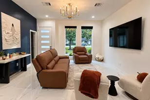 5 Redberry Ct, The Woodlands, TX 77381 - Photo 4
