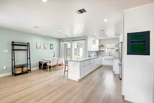 4536 Sunburst St, Bellaire, TX 77401 - Photo 6