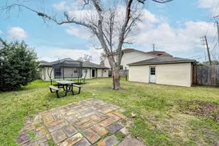 4536 Sunburst St, Bellaire, TX 77401 - Photo 20